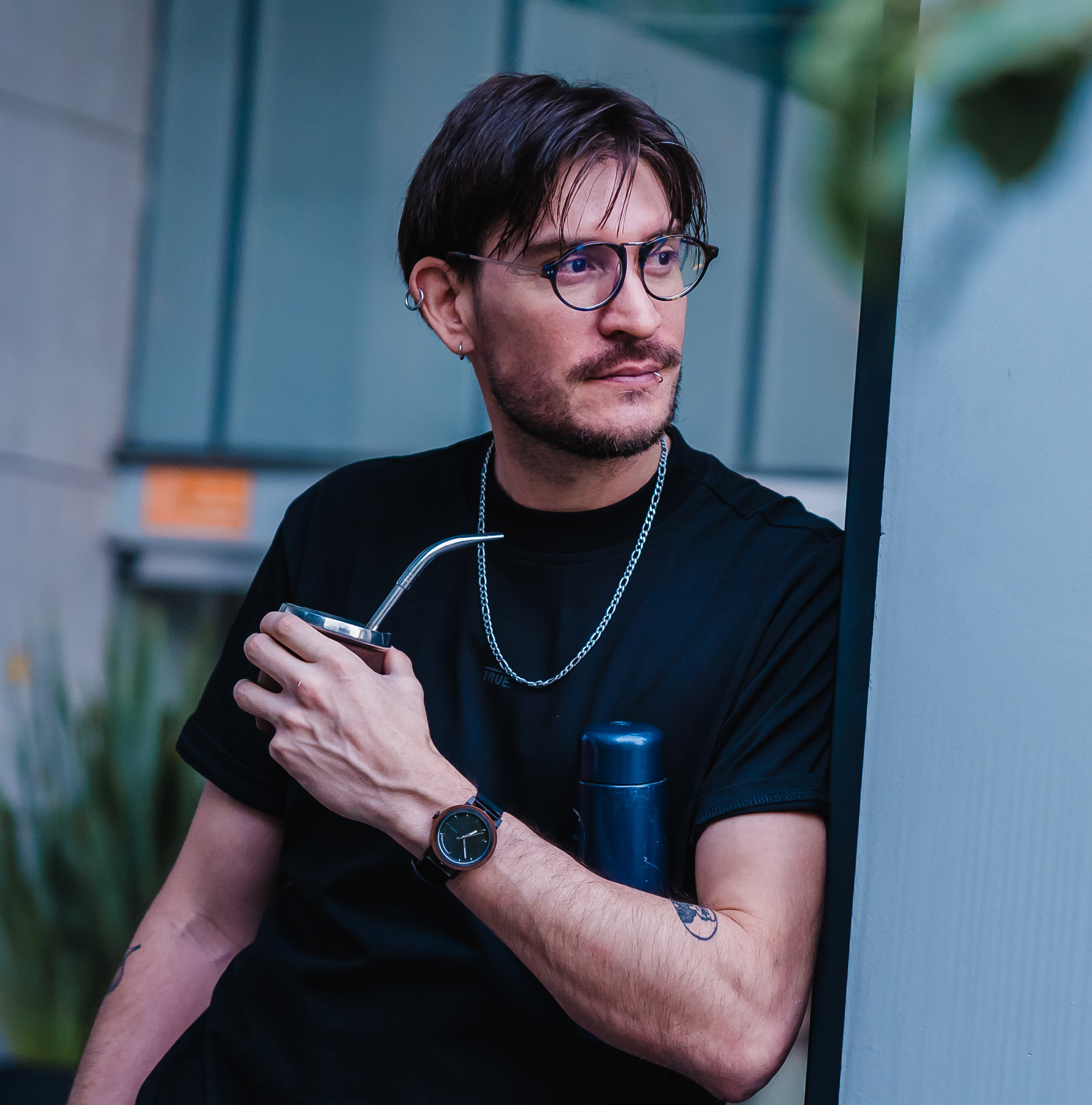 León, instructor del curso de playback